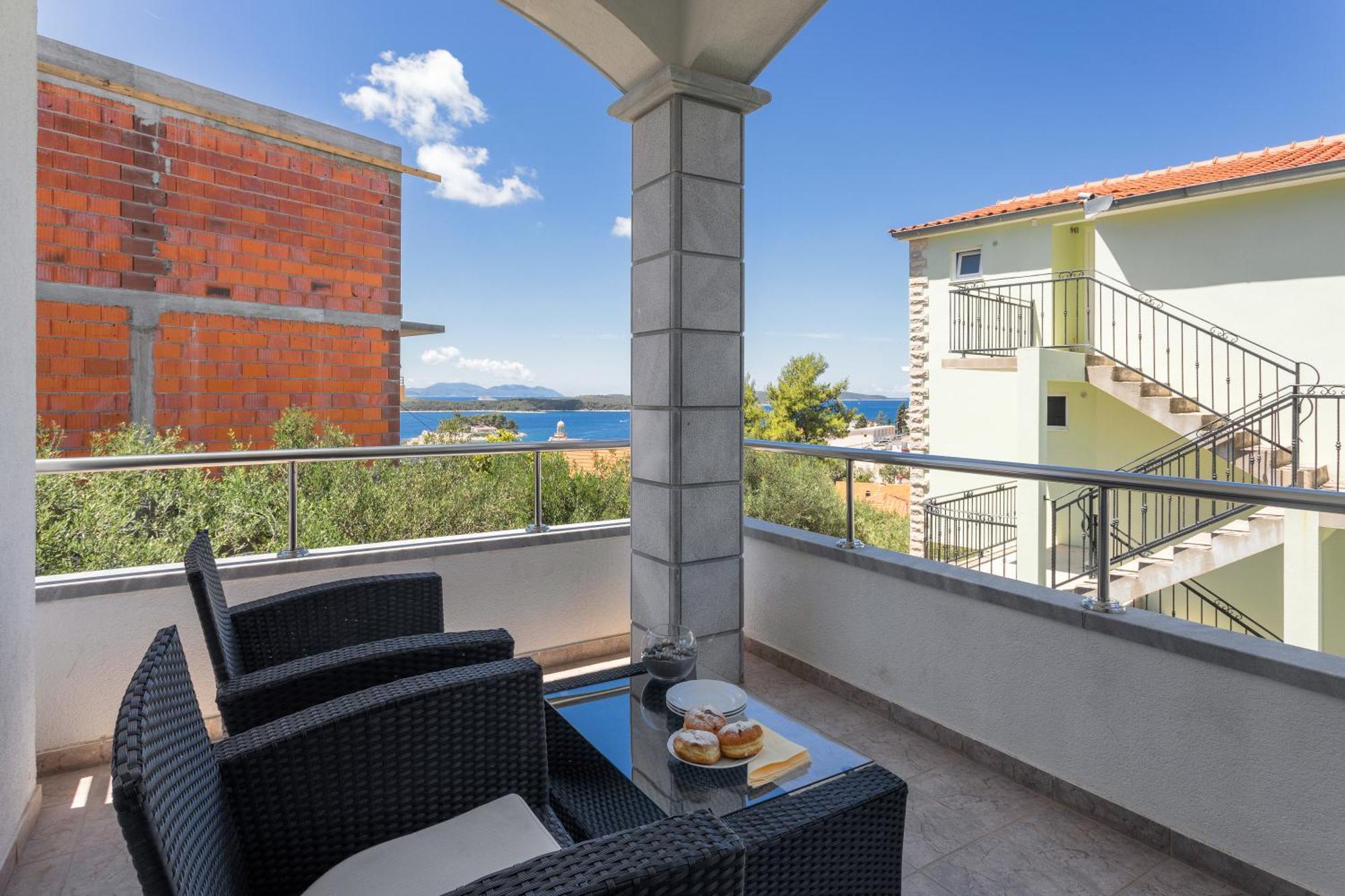 Apartmani Jakic 2 Đảo Hvar Ngoại thất bức ảnh