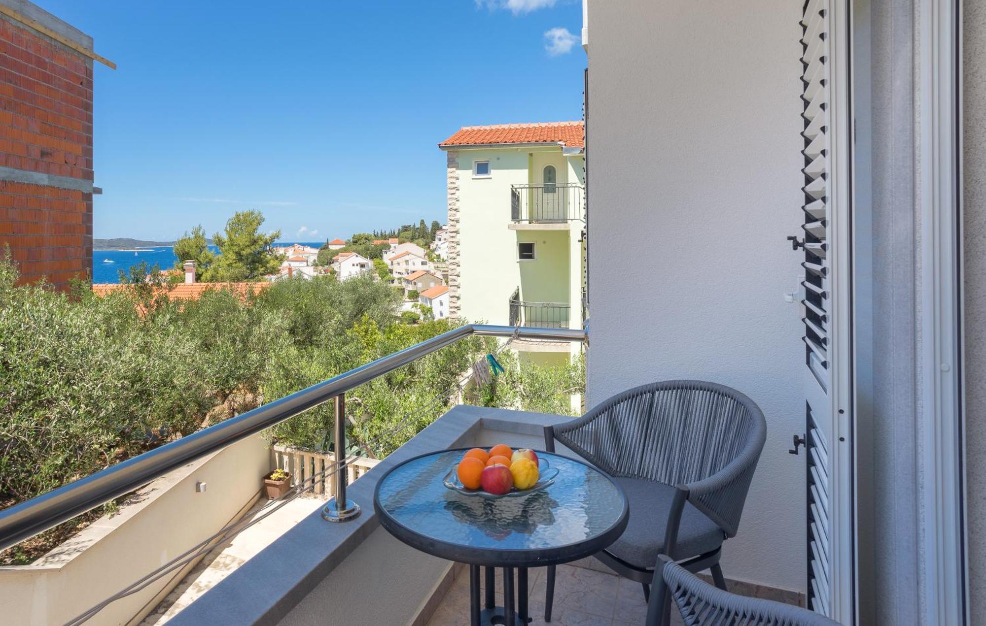 Apartmani Jakic 2 Đảo Hvar Ngoại thất bức ảnh